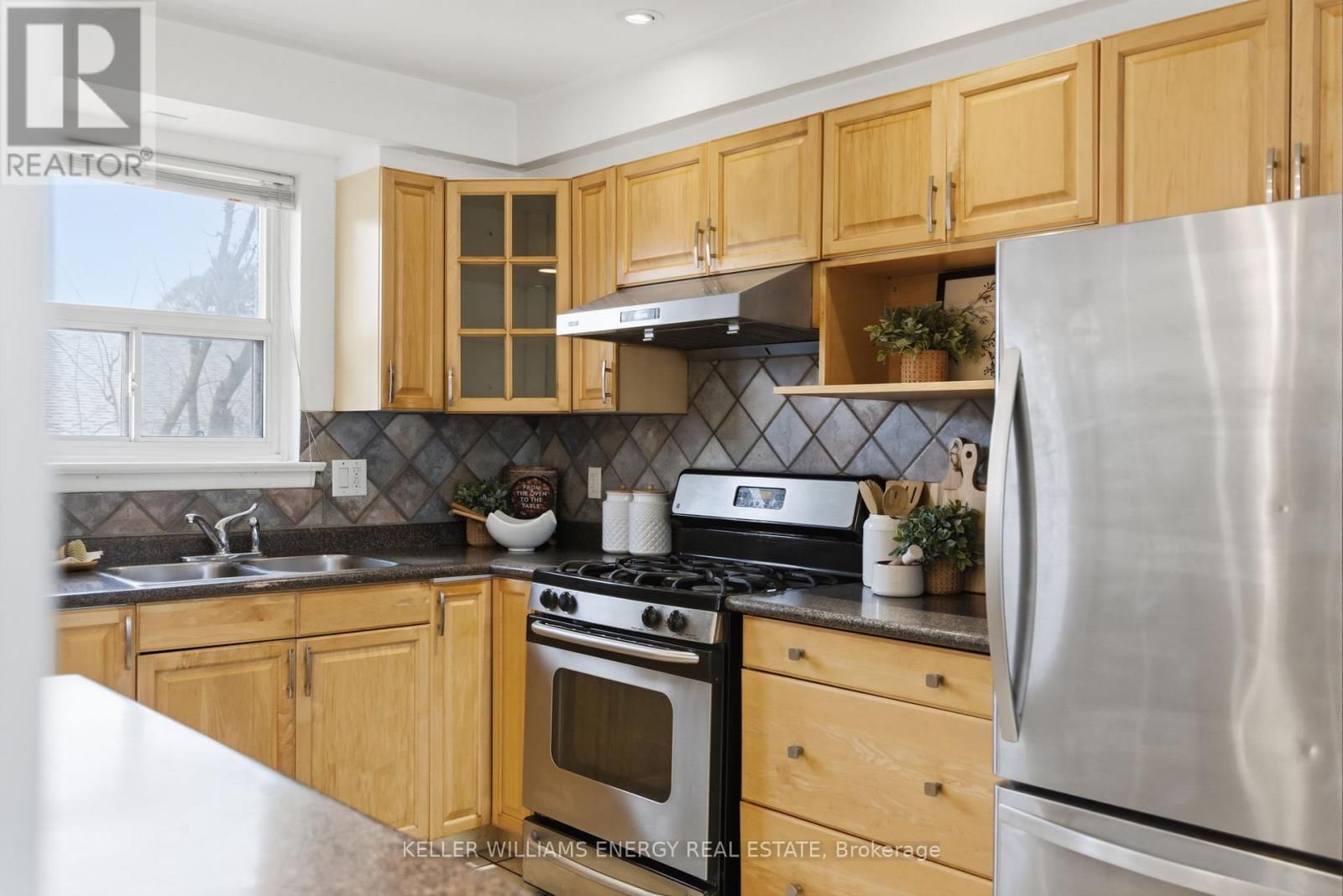 20 RAVENVIEW DRIVE Image 16