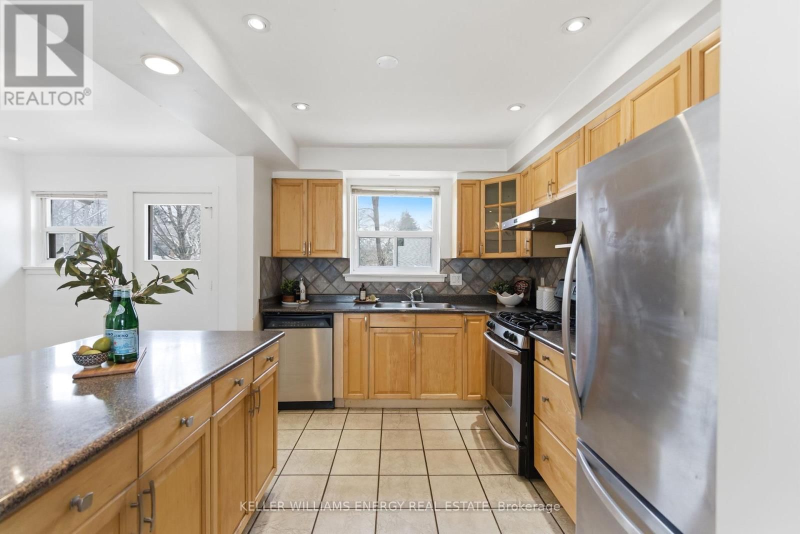 20 RAVENVIEW DRIVE Image 17