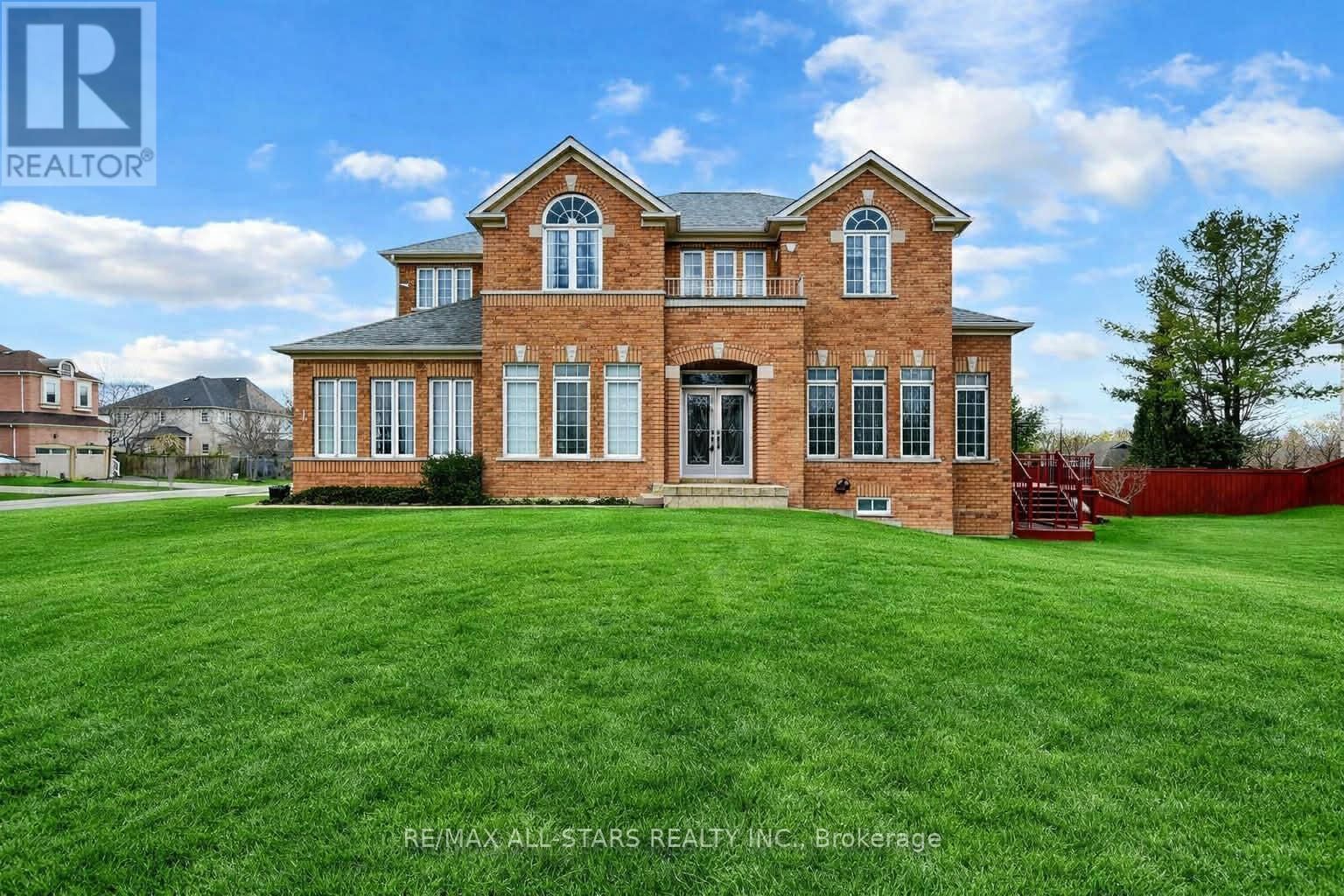 75 GLORIA CRESCENT Image 2