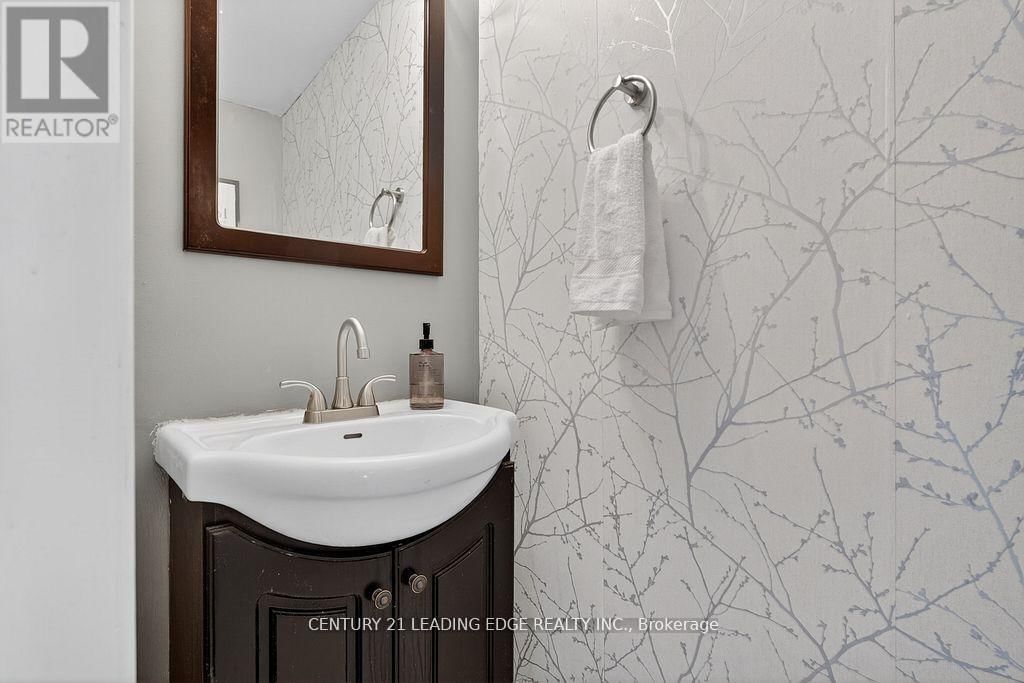 56 IVORY COURT Image 18