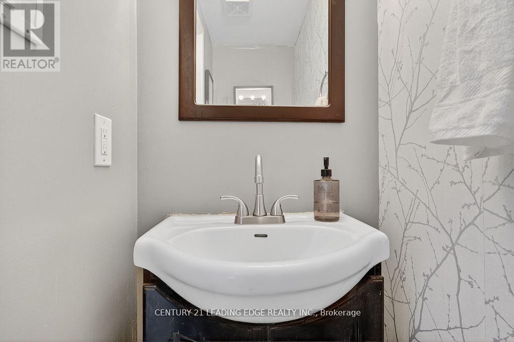 56 IVORY COURT Image 19