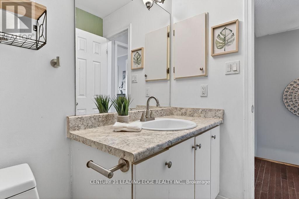 56 IVORY COURT Image 31