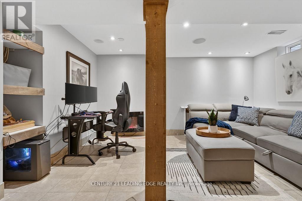 56 IVORY COURT Image 39