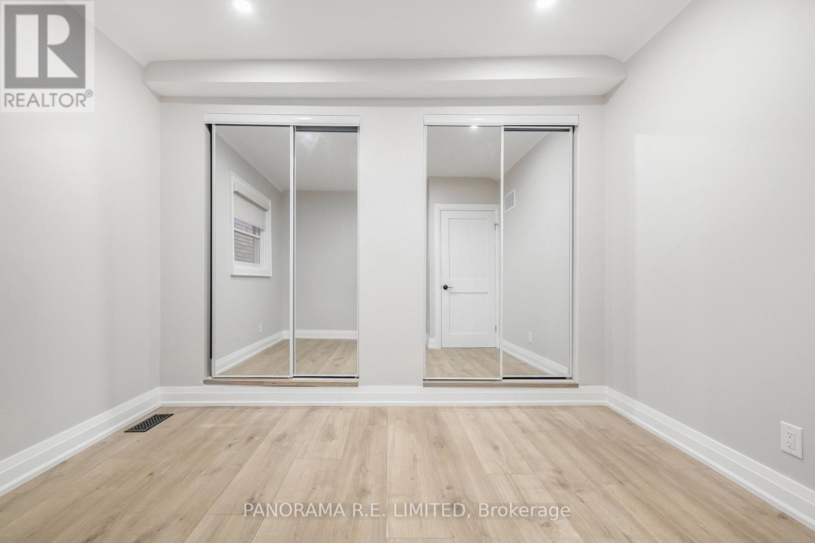 140 WOLFREY AVENUE Image 14