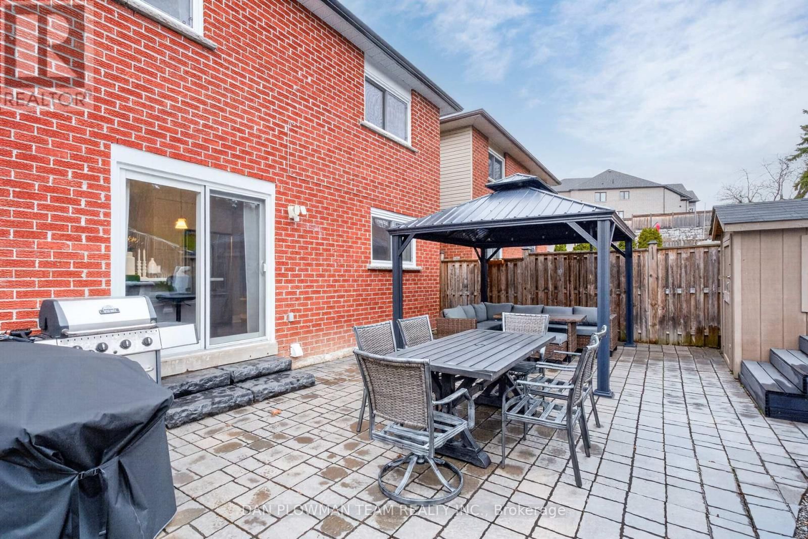 649 DUNN CRESCENT Image 35