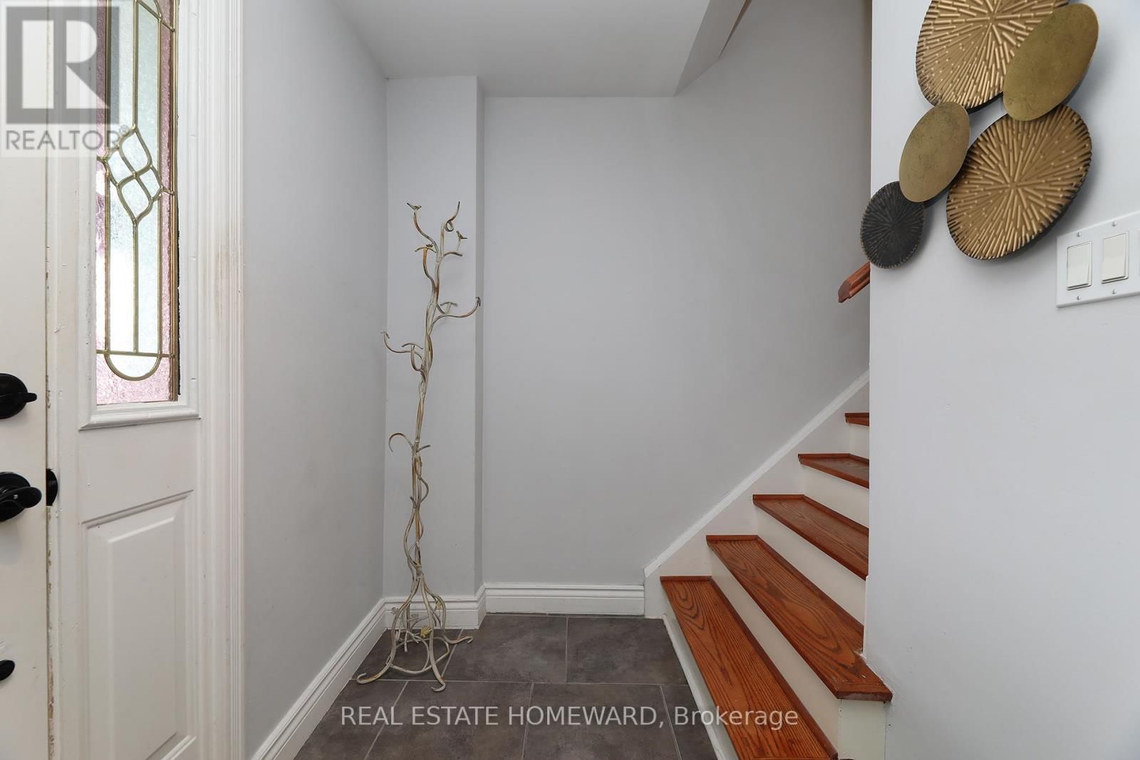 34 MYSTIC AVENUE Image 21