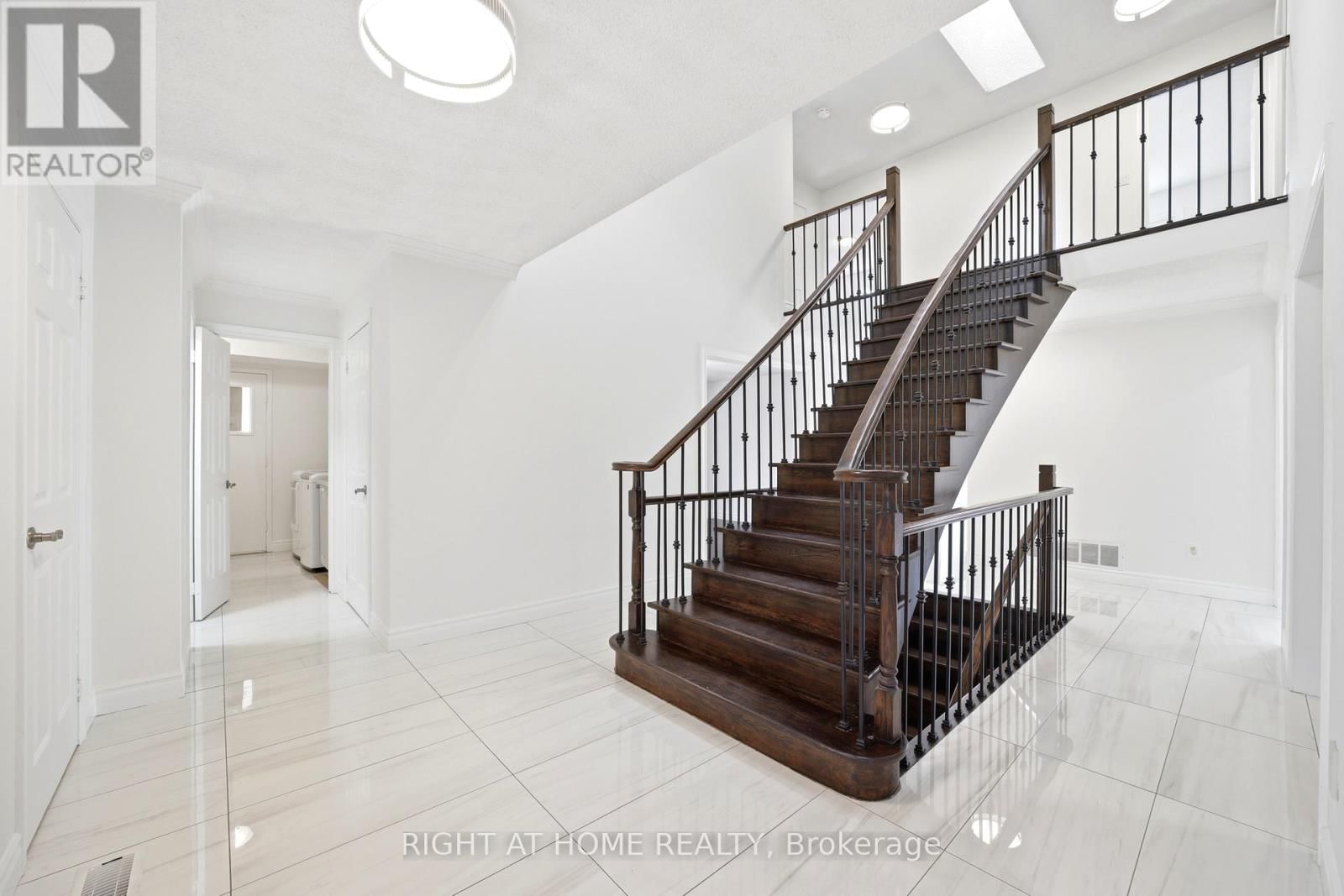 36 RAVENVIEW DRIVE Image 3