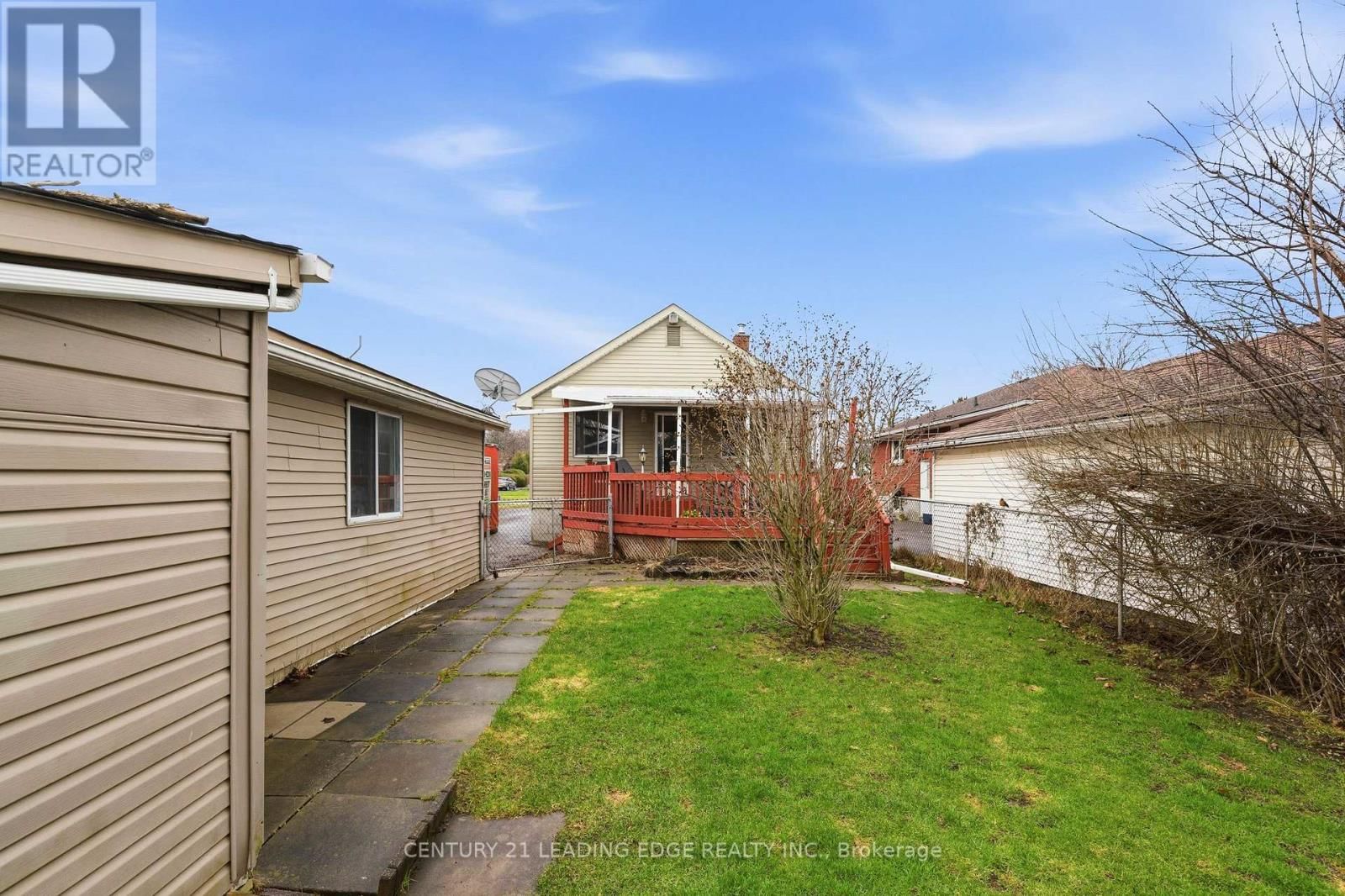 347 NIPIGON STREET Image 30