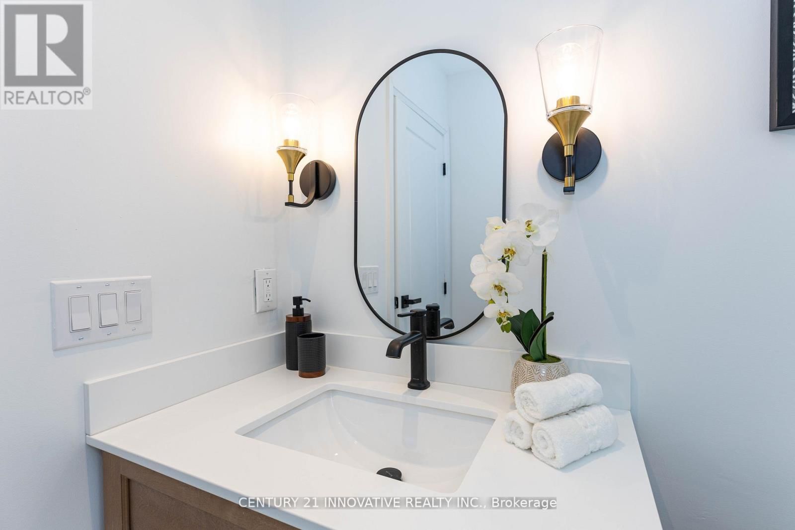 371 MILVERTON BOULEVARD Image 27