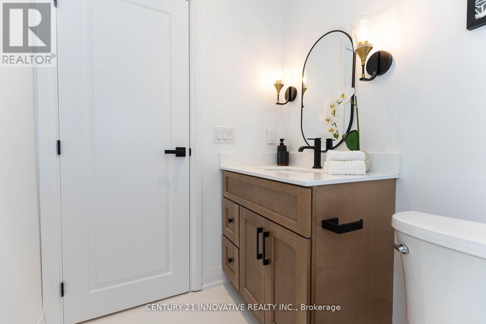 371 MILVERTON BOULEVARD Image 29