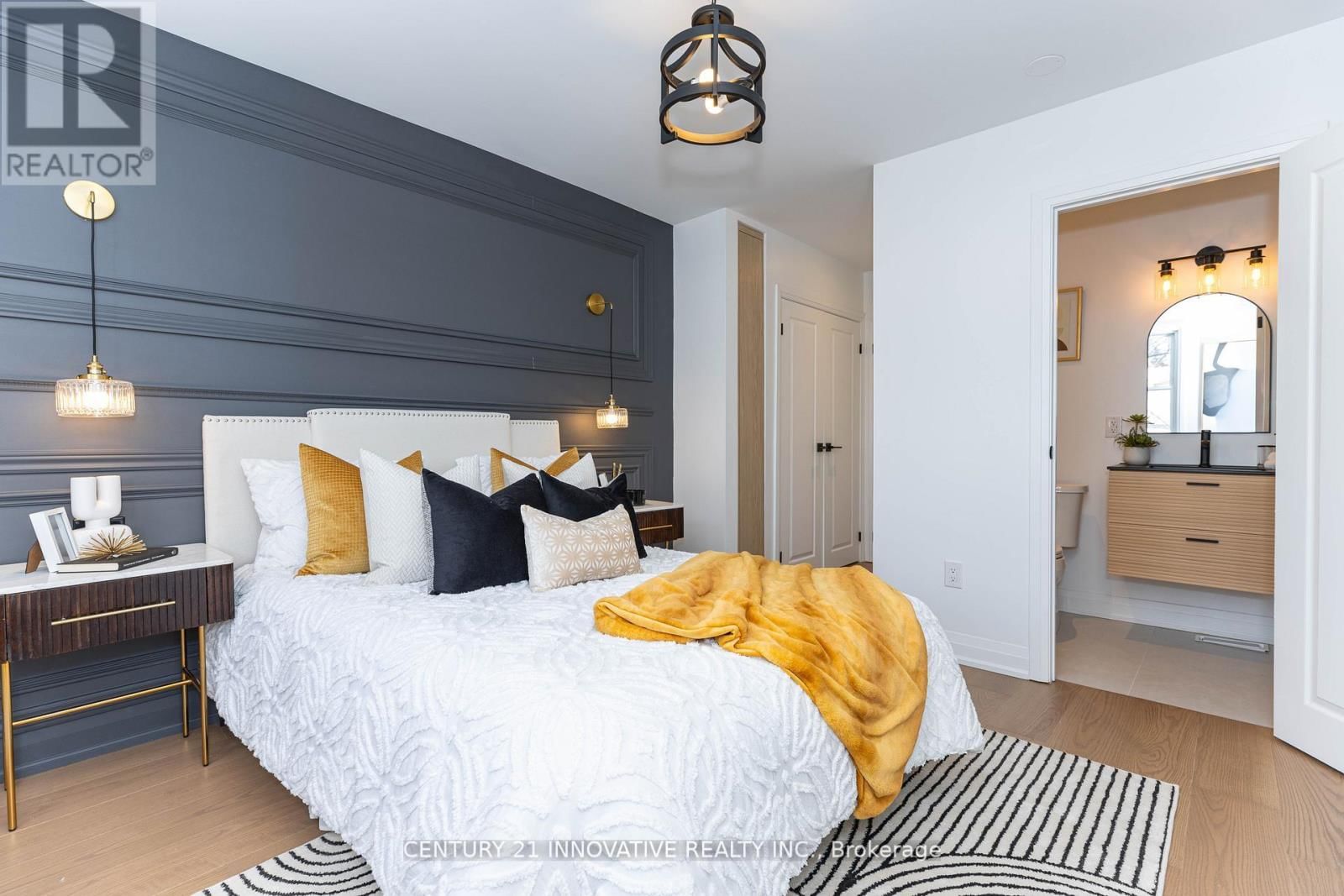 371 MILVERTON BOULEVARD Image 31