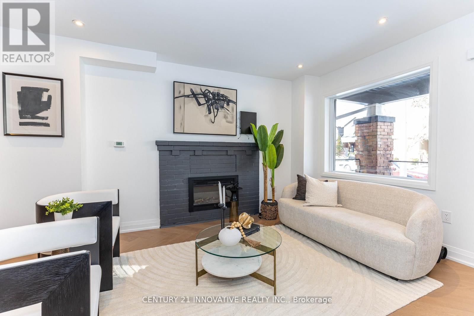 371 MILVERTON BOULEVARD Image 49