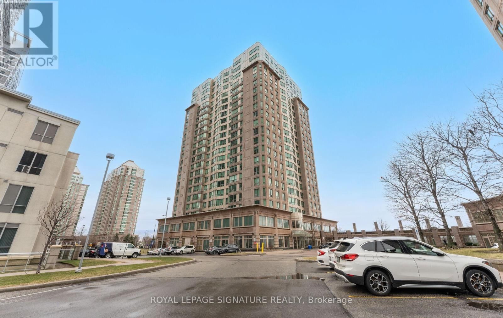 705 - 8 LEE CENTRE DRIVE Image 4