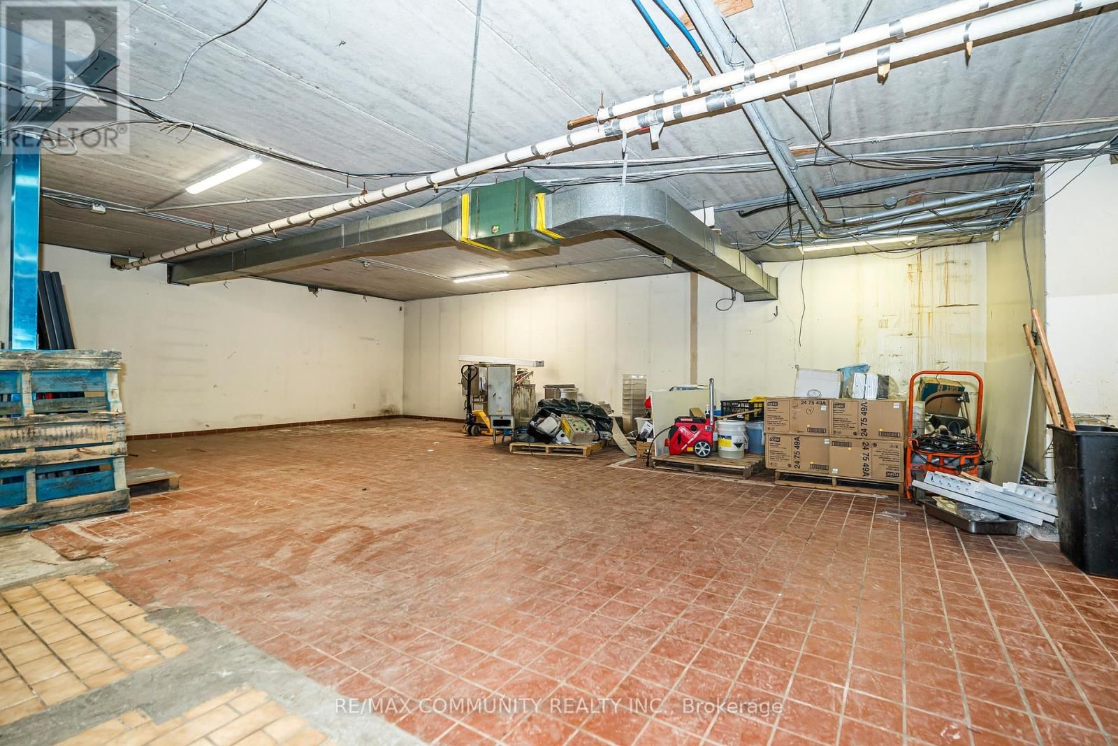 60 ATHOL STREET EAST Image 26