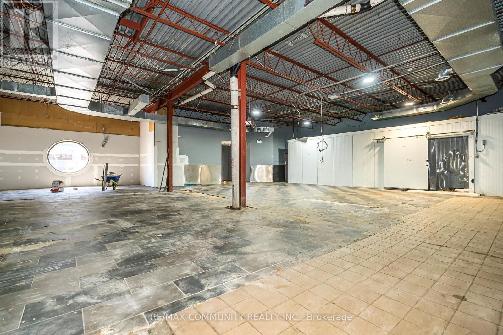 60 ATHOL STREET EAST Image 10