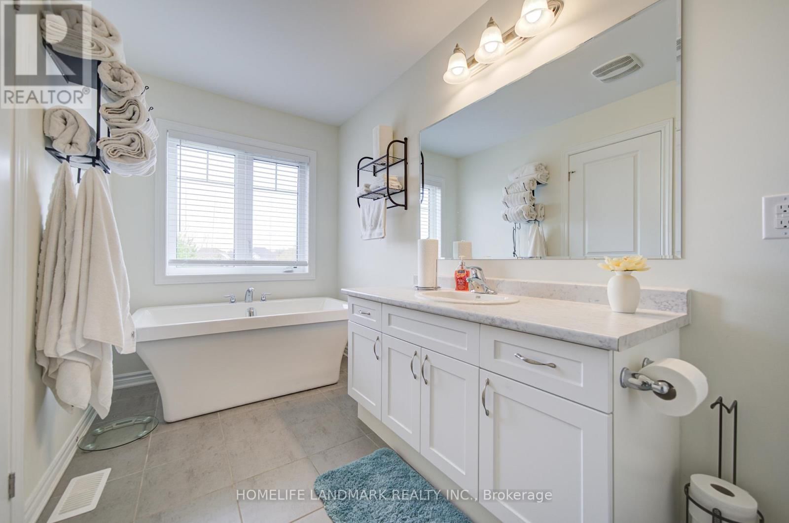 106 BARKERVILLE DRIVE Image 27