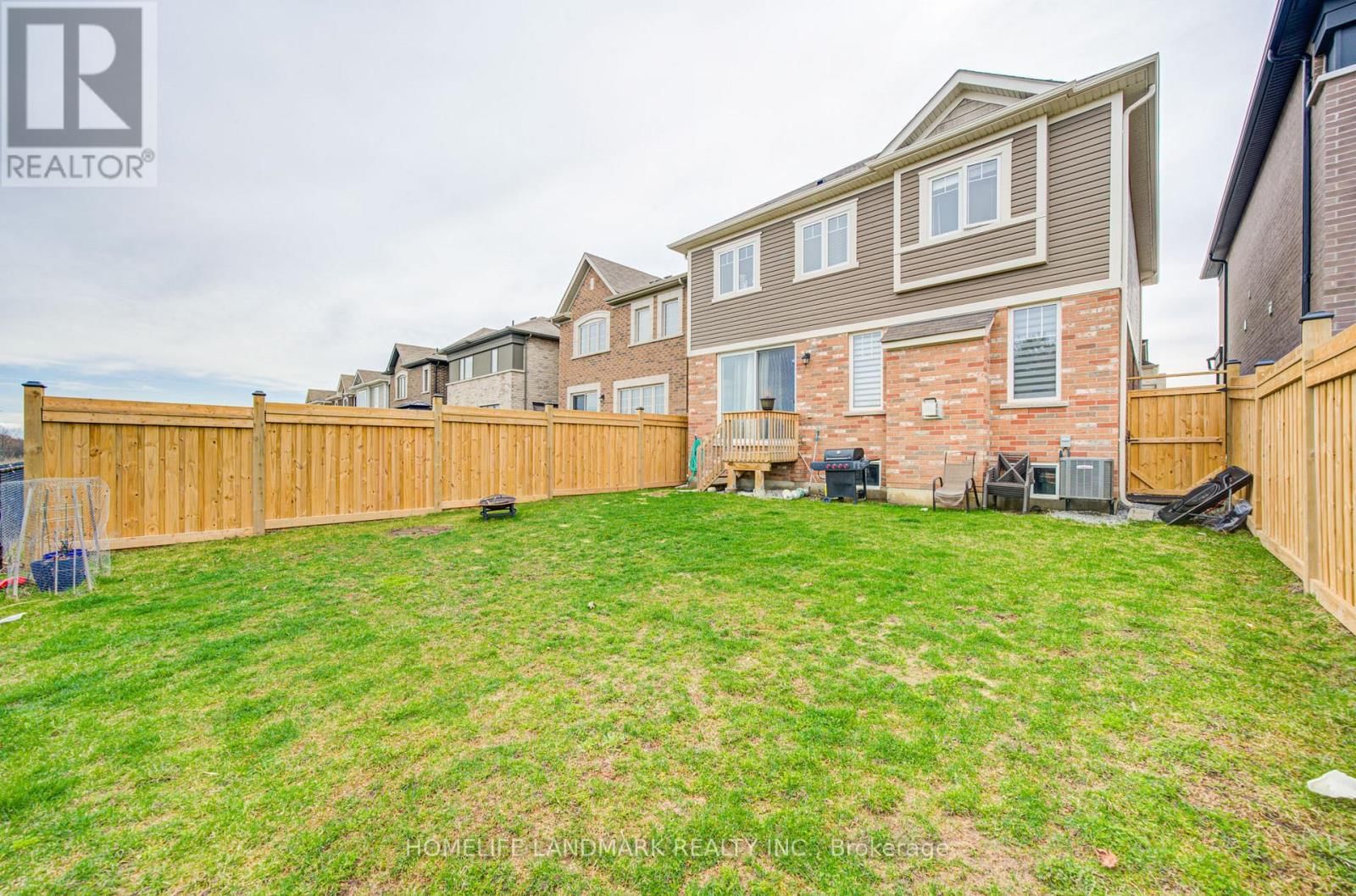 106 BARKERVILLE DRIVE Image 34