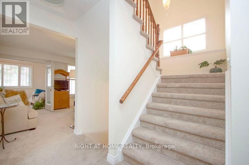 3 HAMPSTEAD GATE EAST Image 23