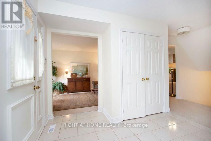 3 HAMPSTEAD GATE EAST Image 7