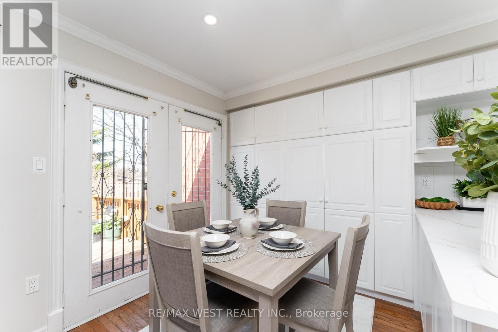 2 - 50 MARKHAM ROAD Image 12