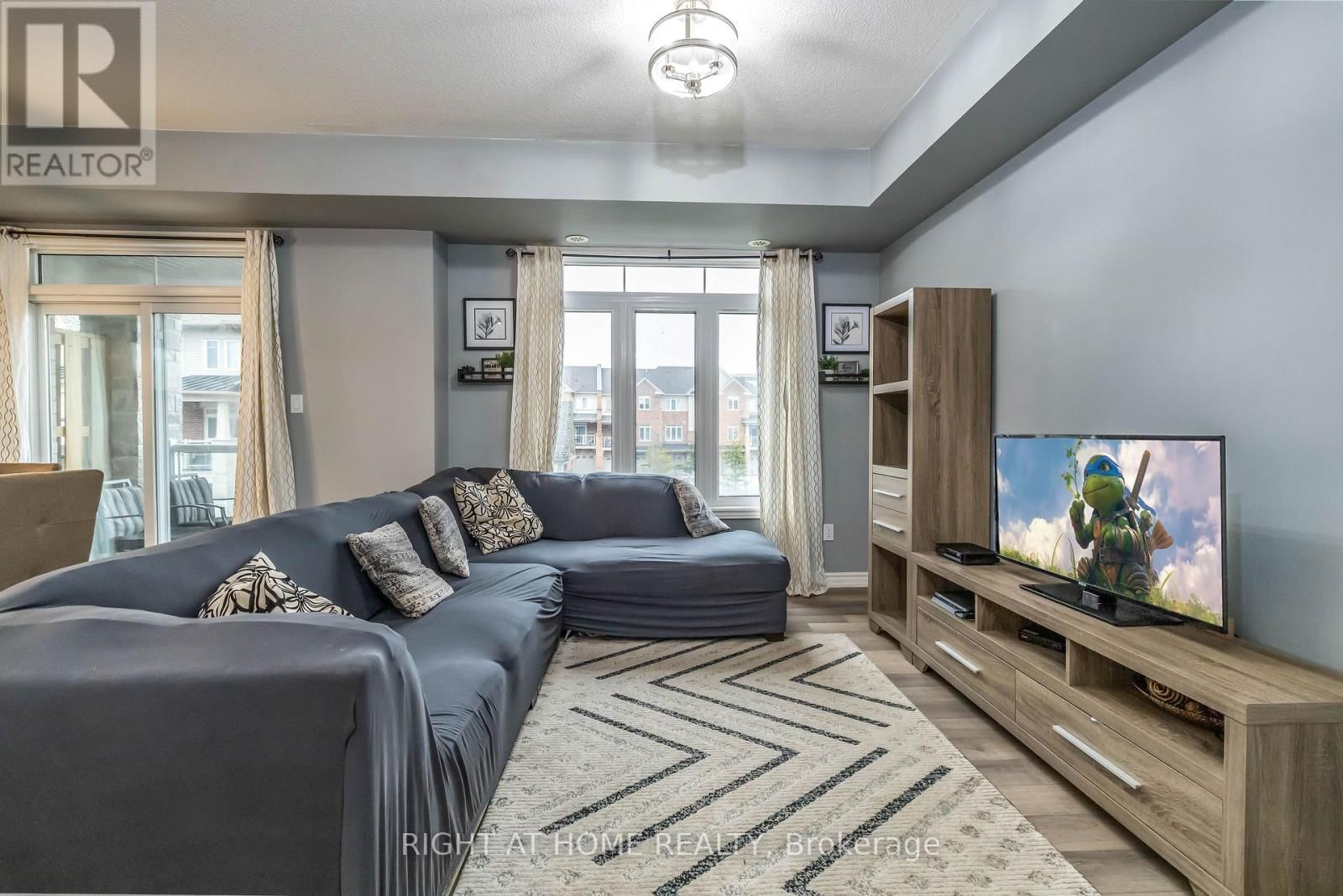 2560 LADYFERN CROSSING Image 9