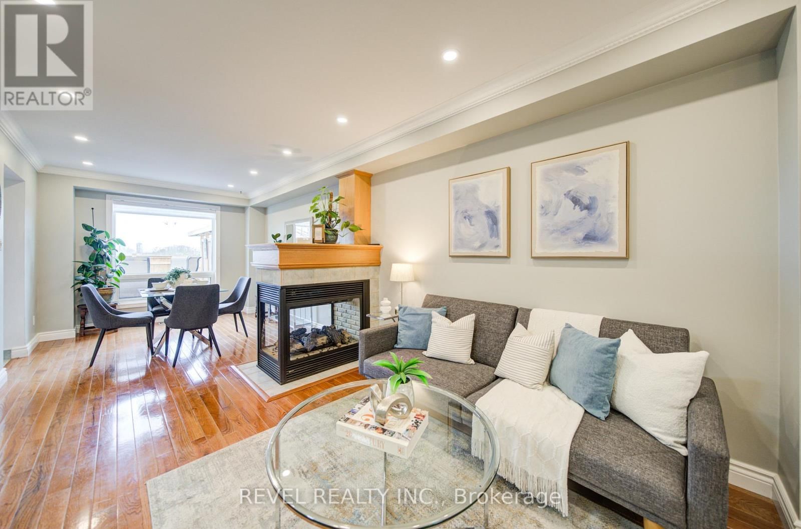 2255 WILDWOOD CRESCENT Image 12