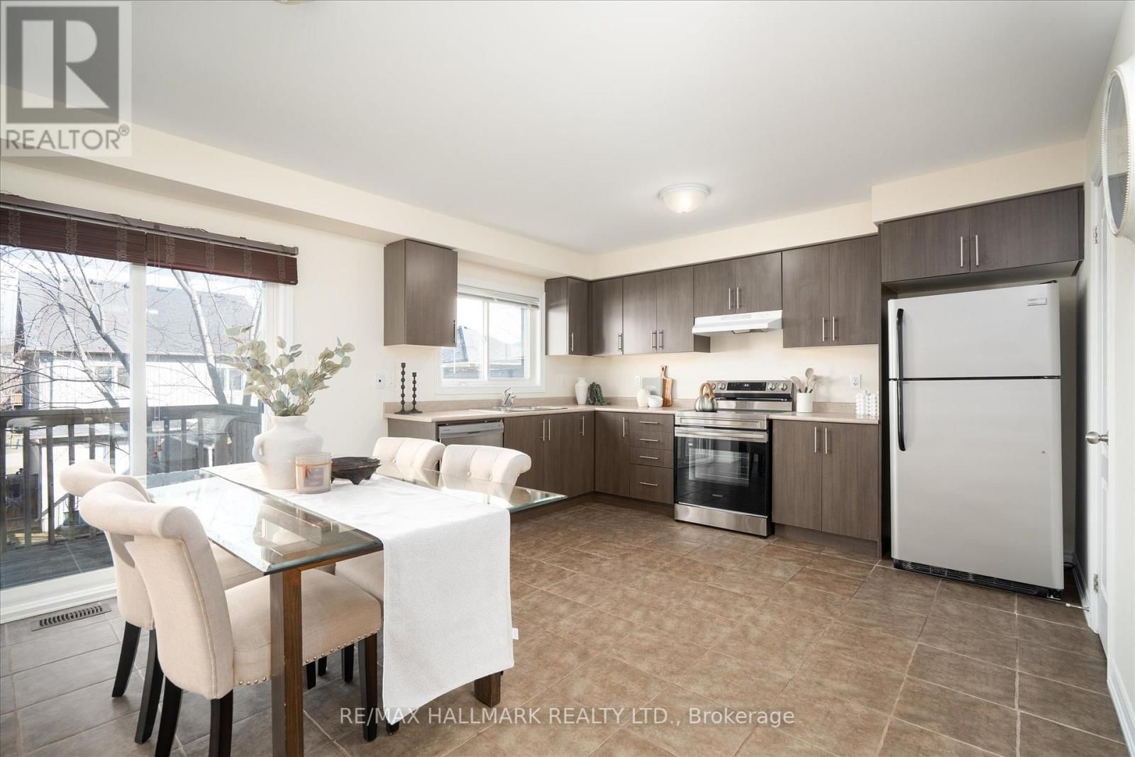 32 KATERSON LANE Image 6