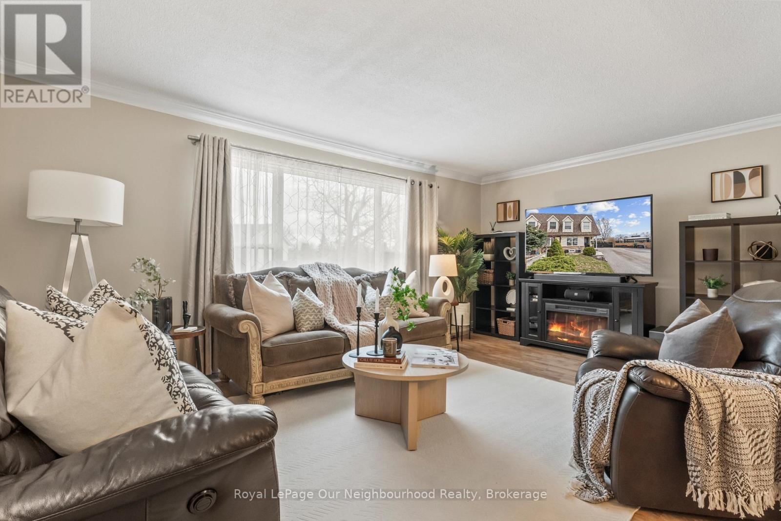 1261 LUDLOW COURT Image 17