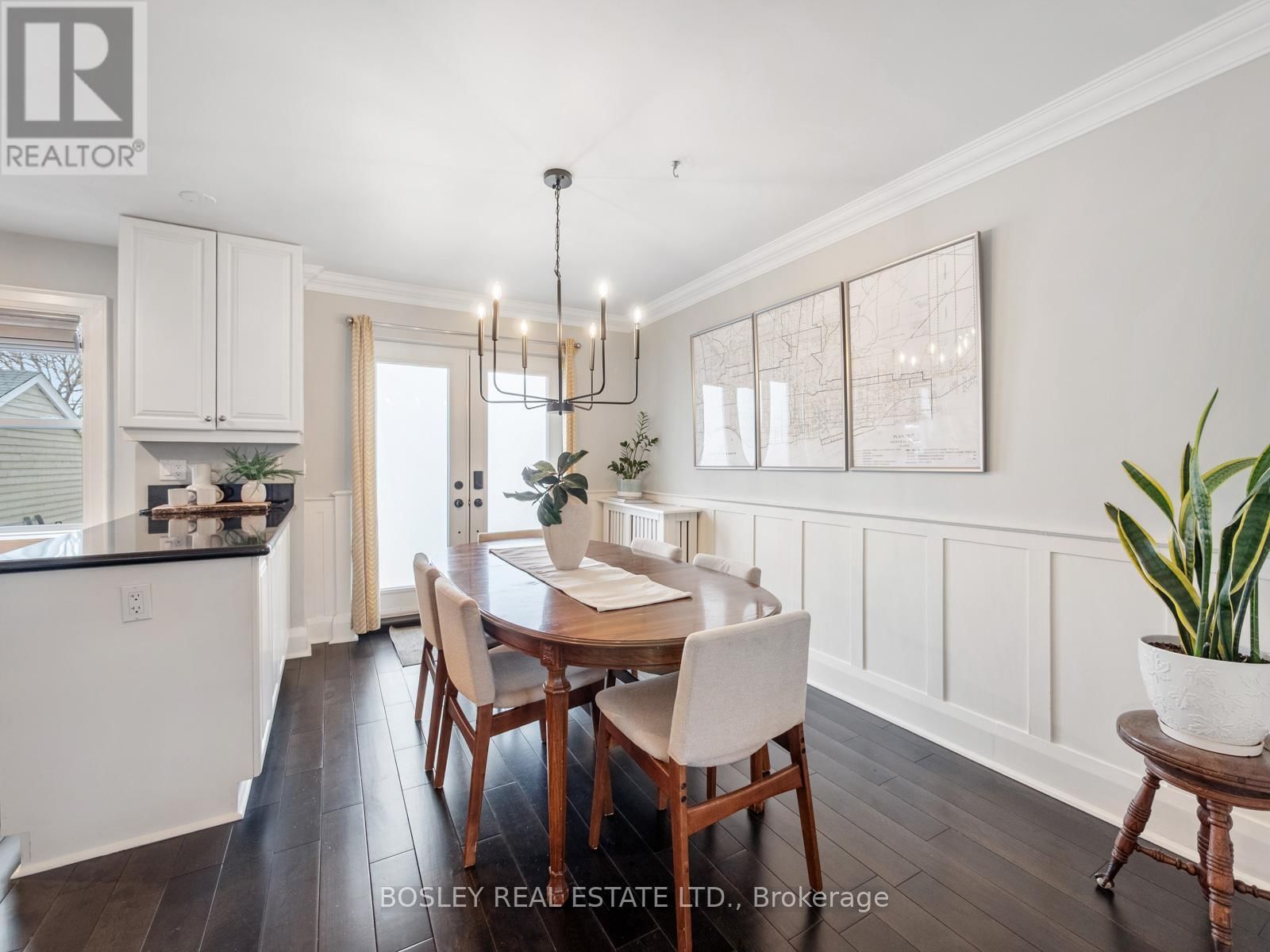 1070 WOODBINE AVENUE Image 10