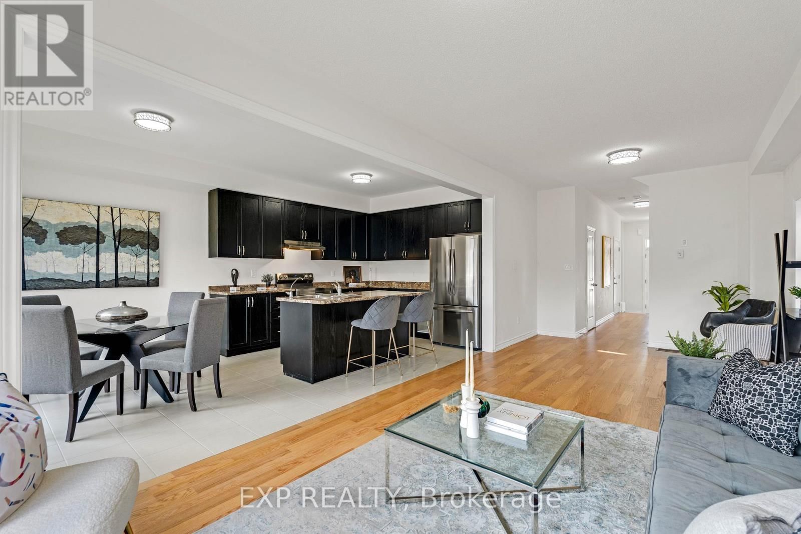 1117 CAMEO STREET Image 9