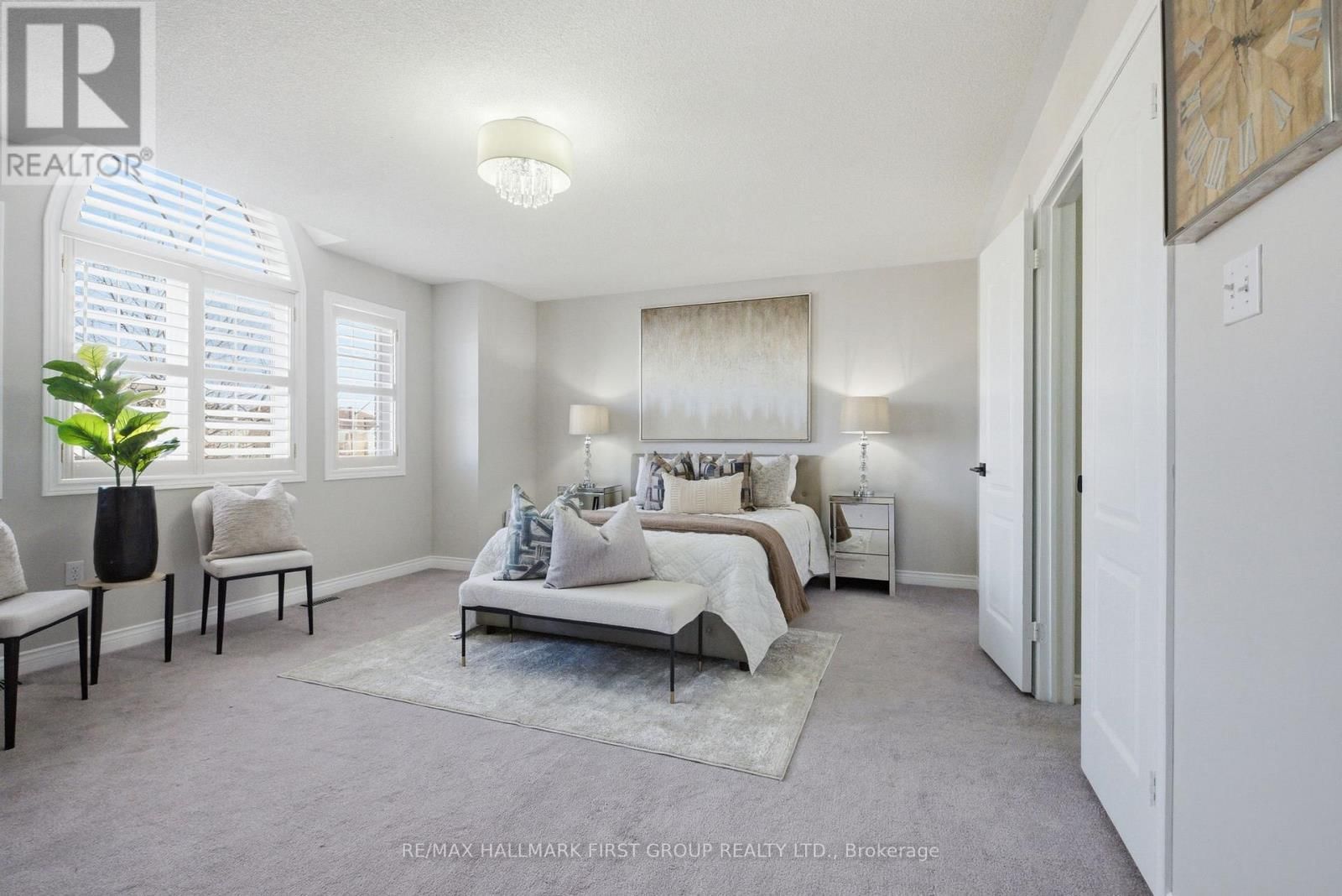 82 WOODCOCK AVENUE Image 17