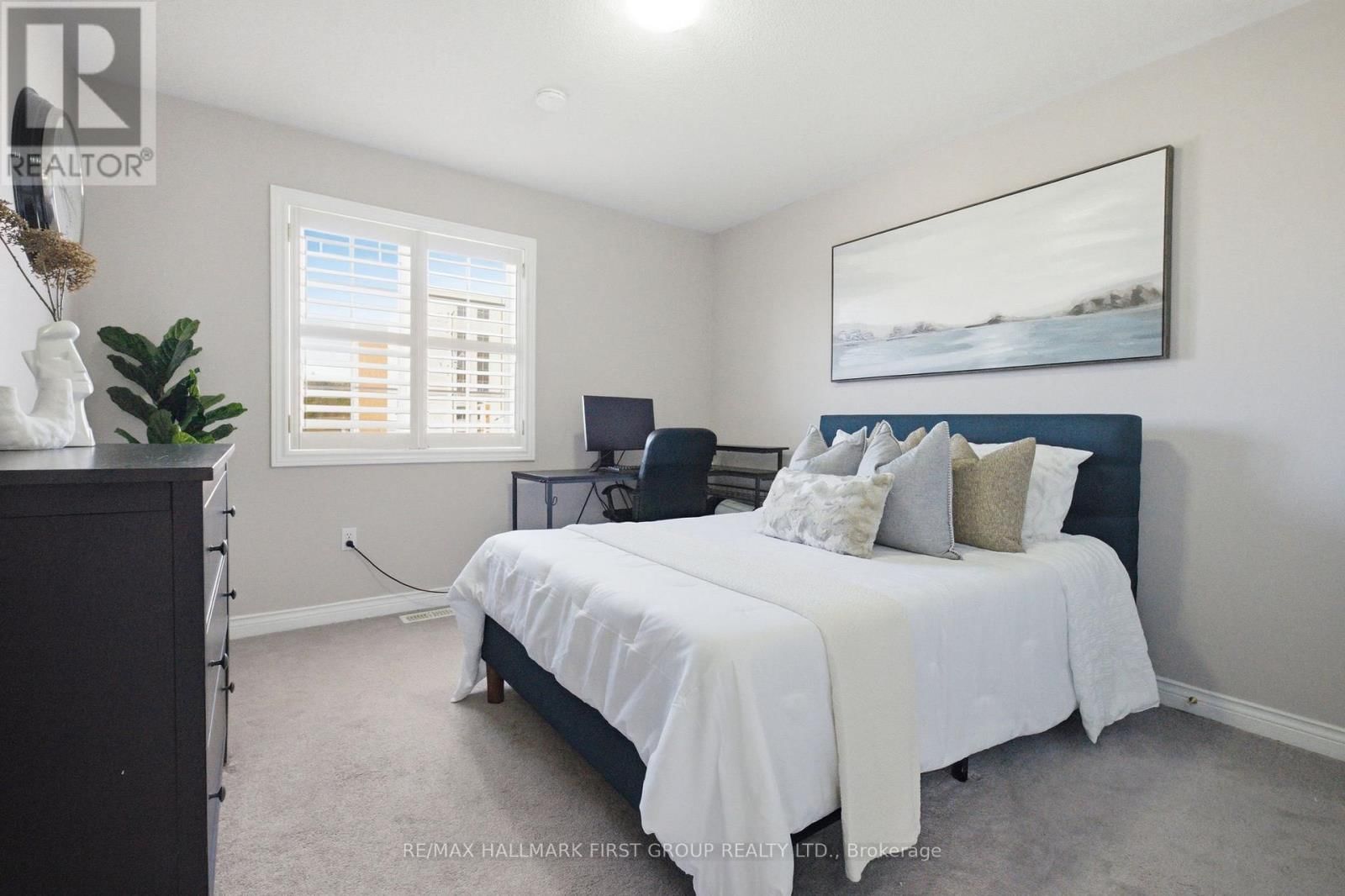 82 WOODCOCK AVENUE Image 19