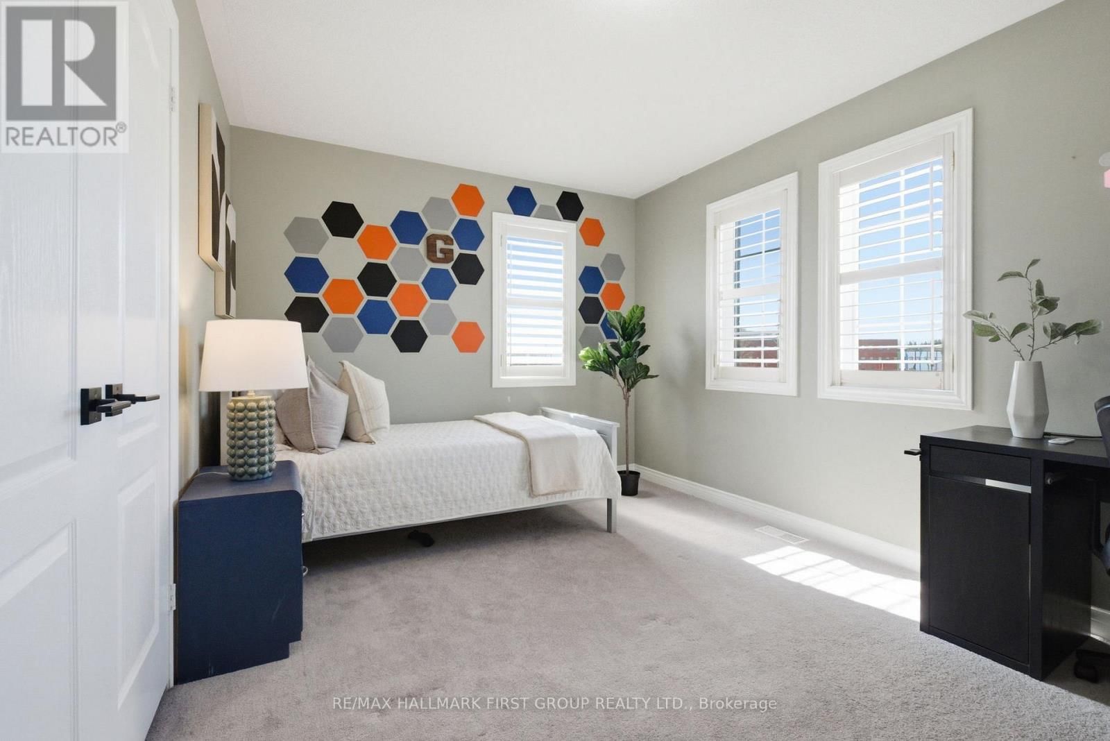 82 WOODCOCK AVENUE Image 22