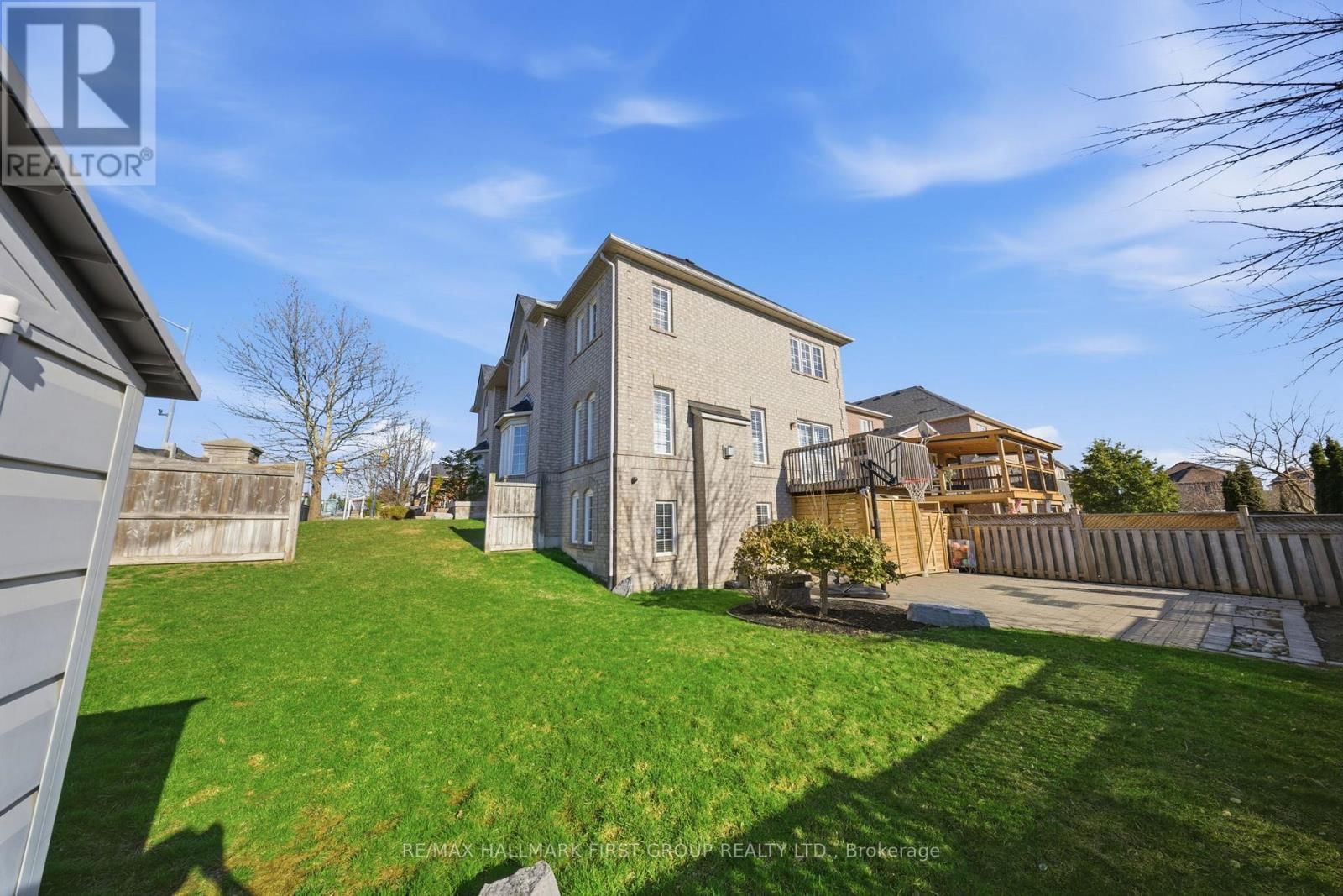 82 WOODCOCK AVENUE Image 36