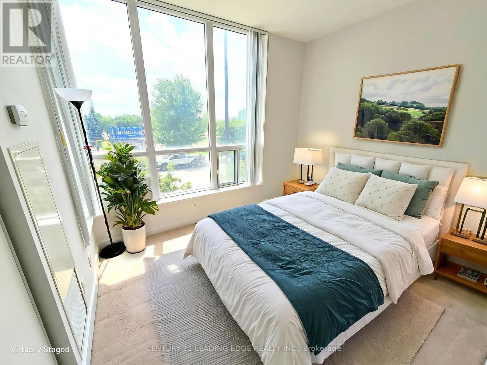 TH120 - 38 LEE CENTRE DRIVE Image 17