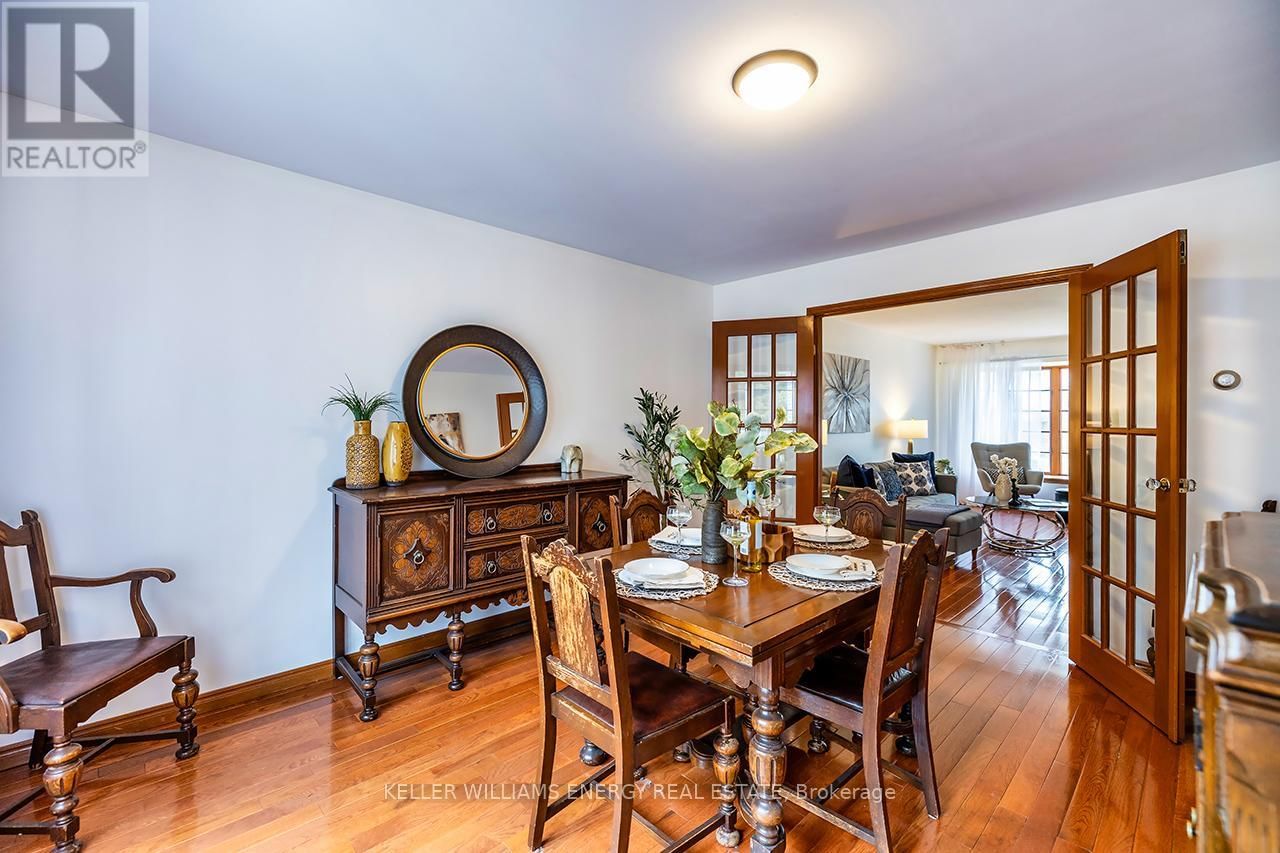 565 PRESTWICK DRIVE Image 10