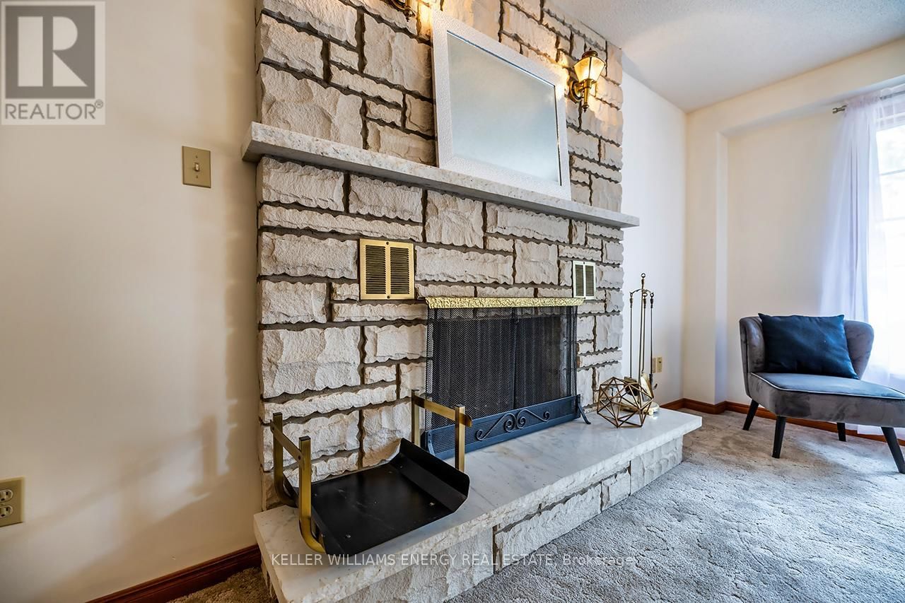 565 PRESTWICK DRIVE Image 19