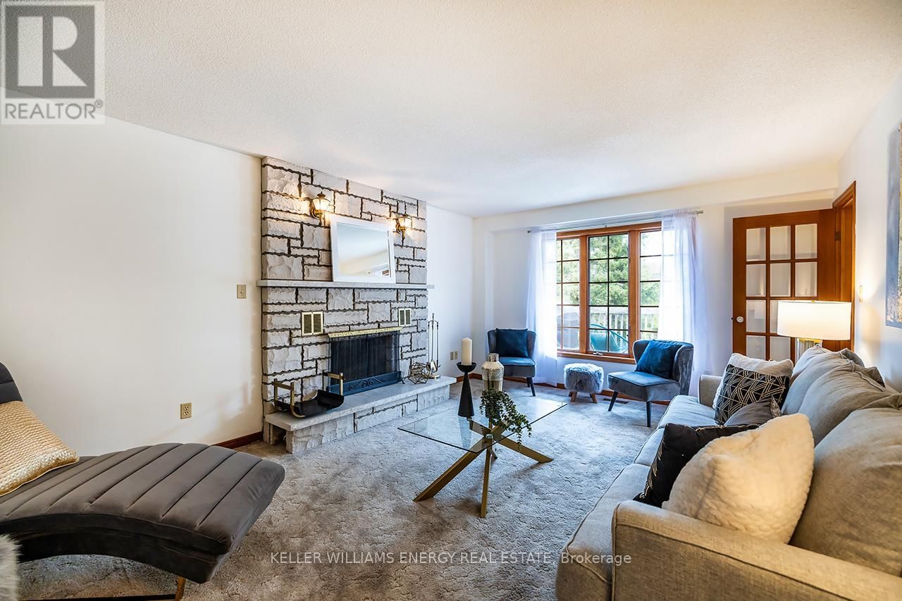 565 PRESTWICK DRIVE Image 20