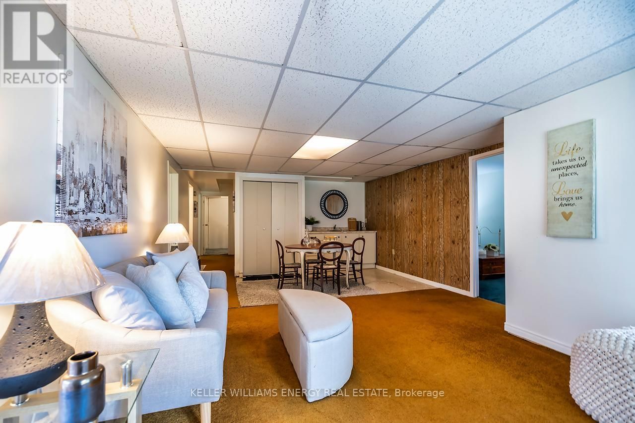 565 PRESTWICK DRIVE Image 37