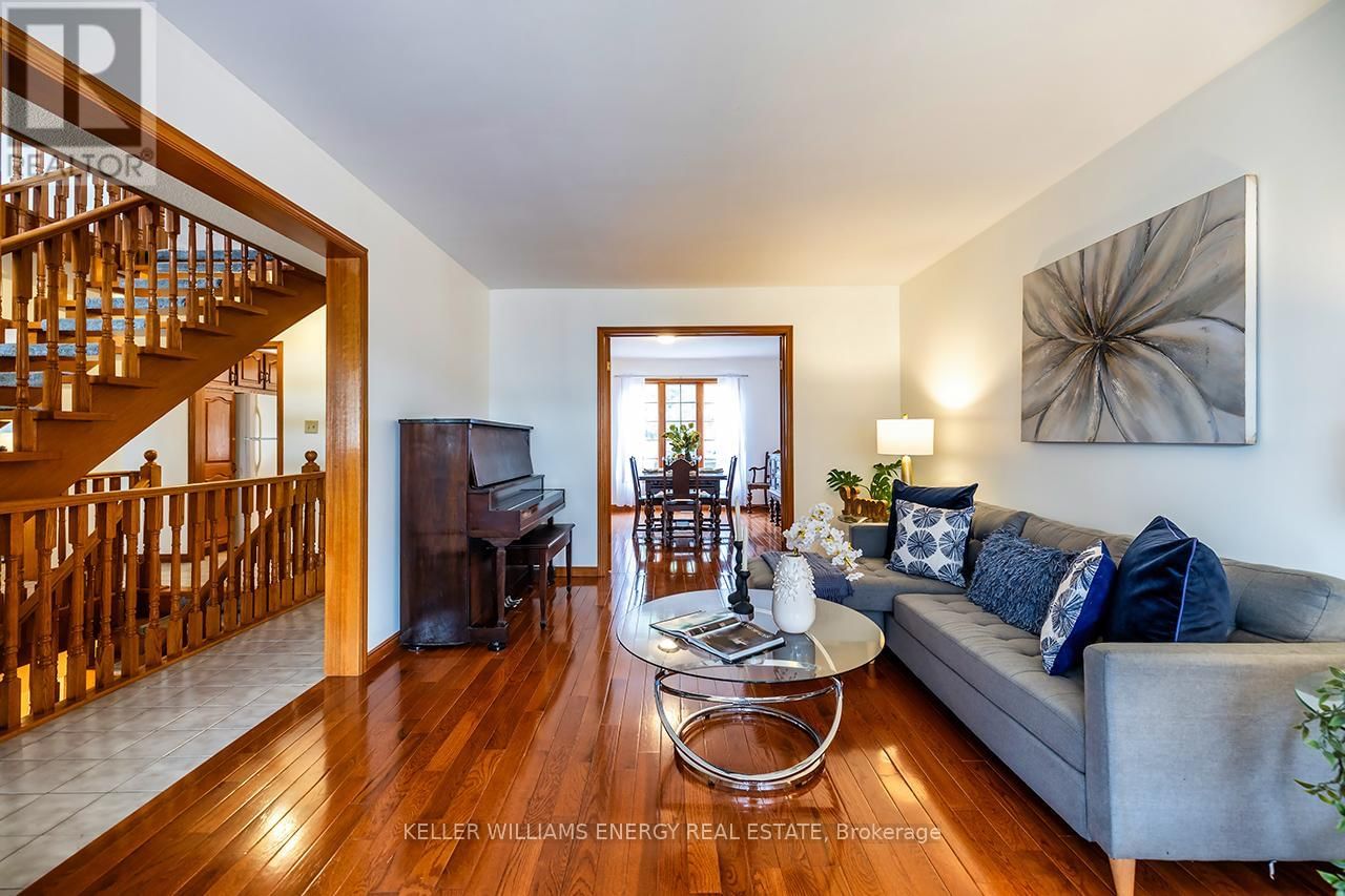 565 PRESTWICK DRIVE Image 7