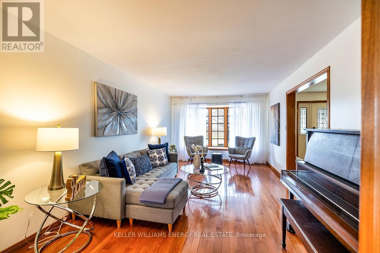 565 PRESTWICK DRIVE Image 8