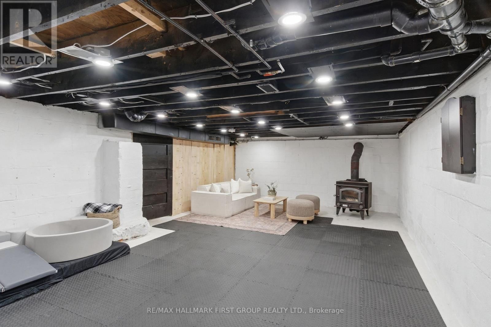 4669 OLD SIMCOE STREET Image 31