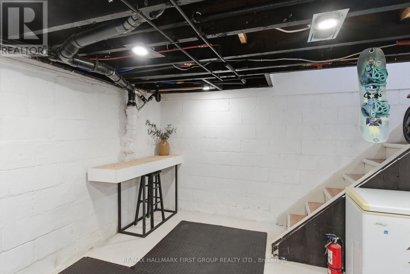 4669 OLD SIMCOE STREET Image 32