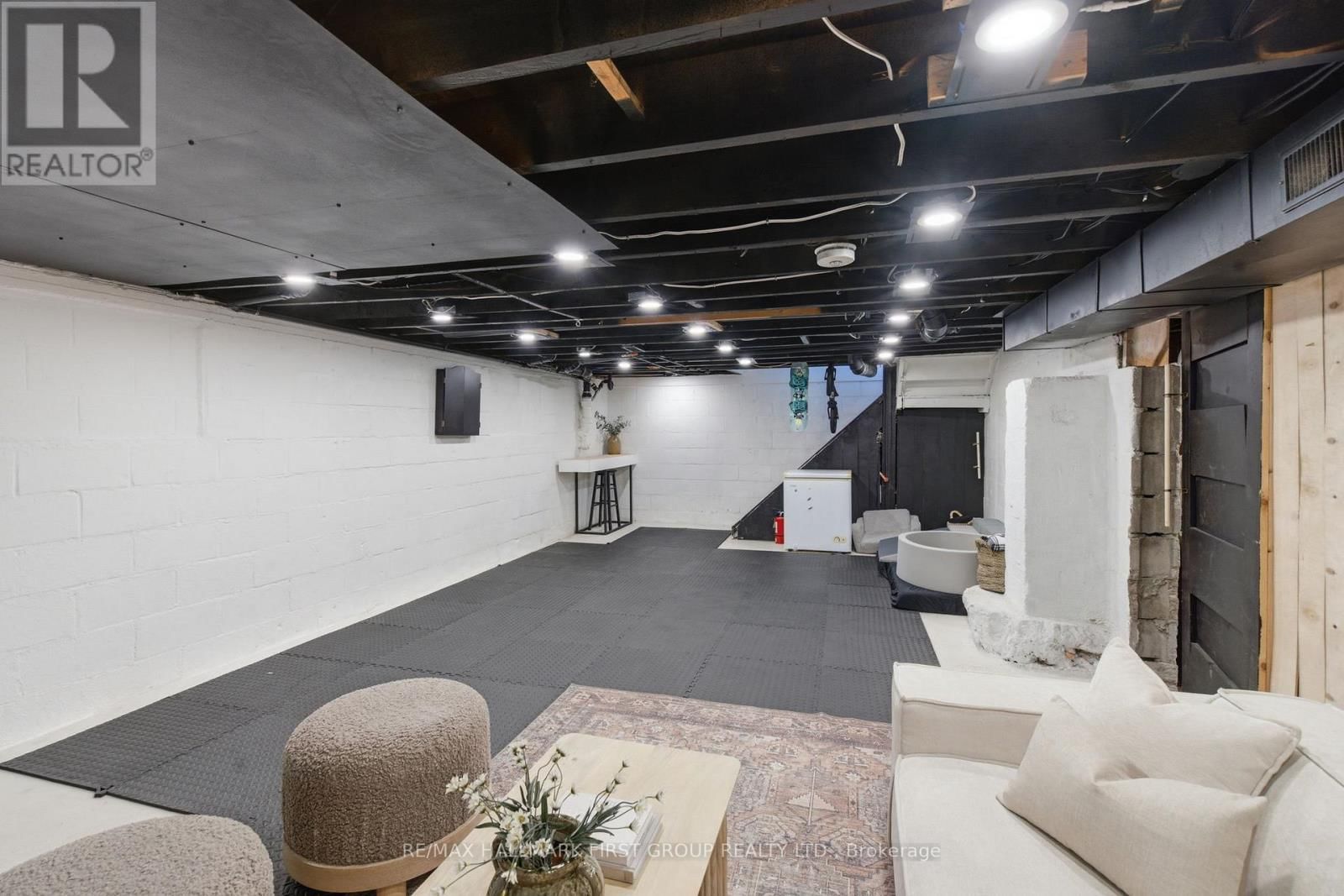 4669 OLD SIMCOE STREET Image 33