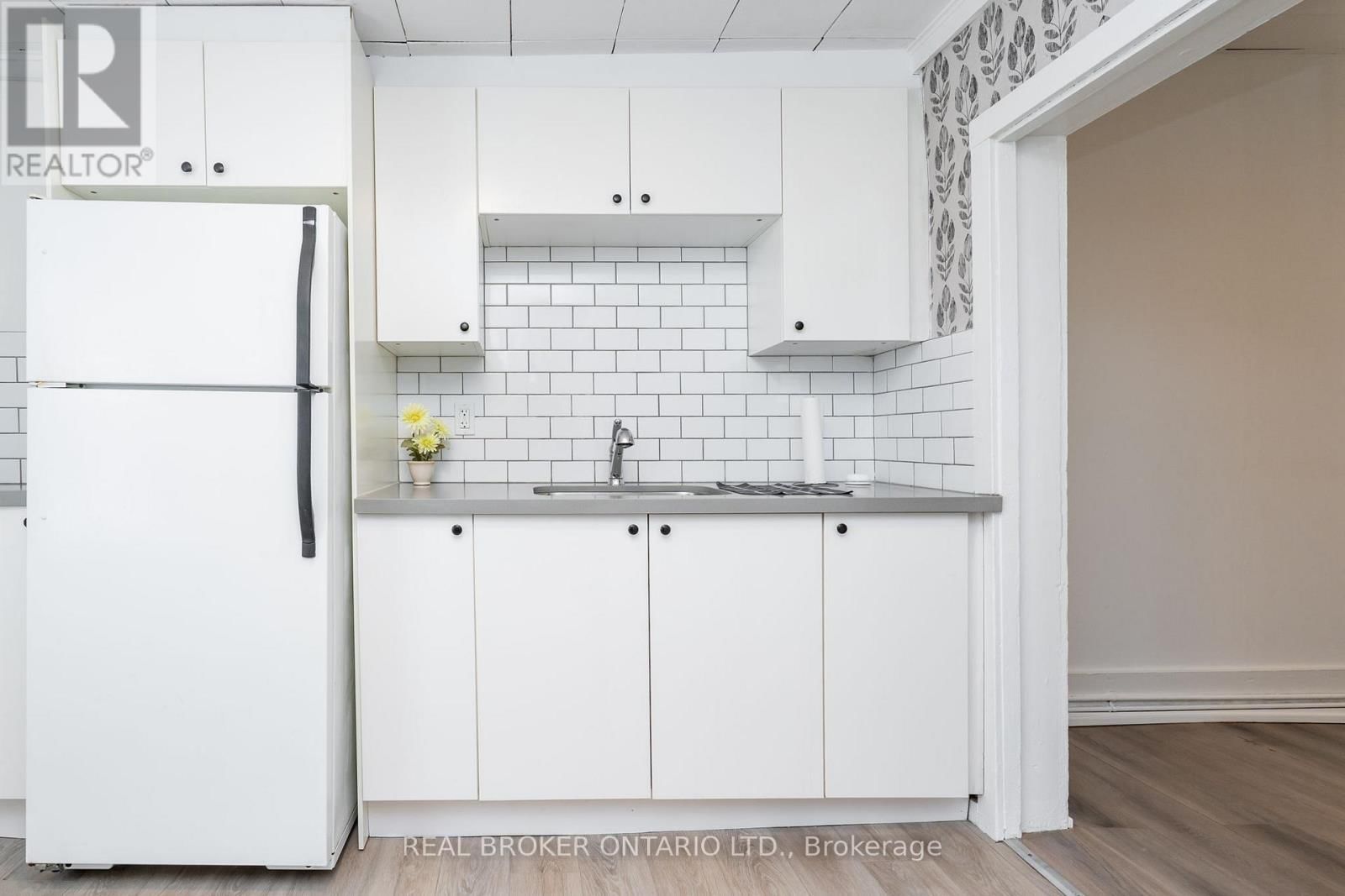 36 BRUCE STREET Image 7