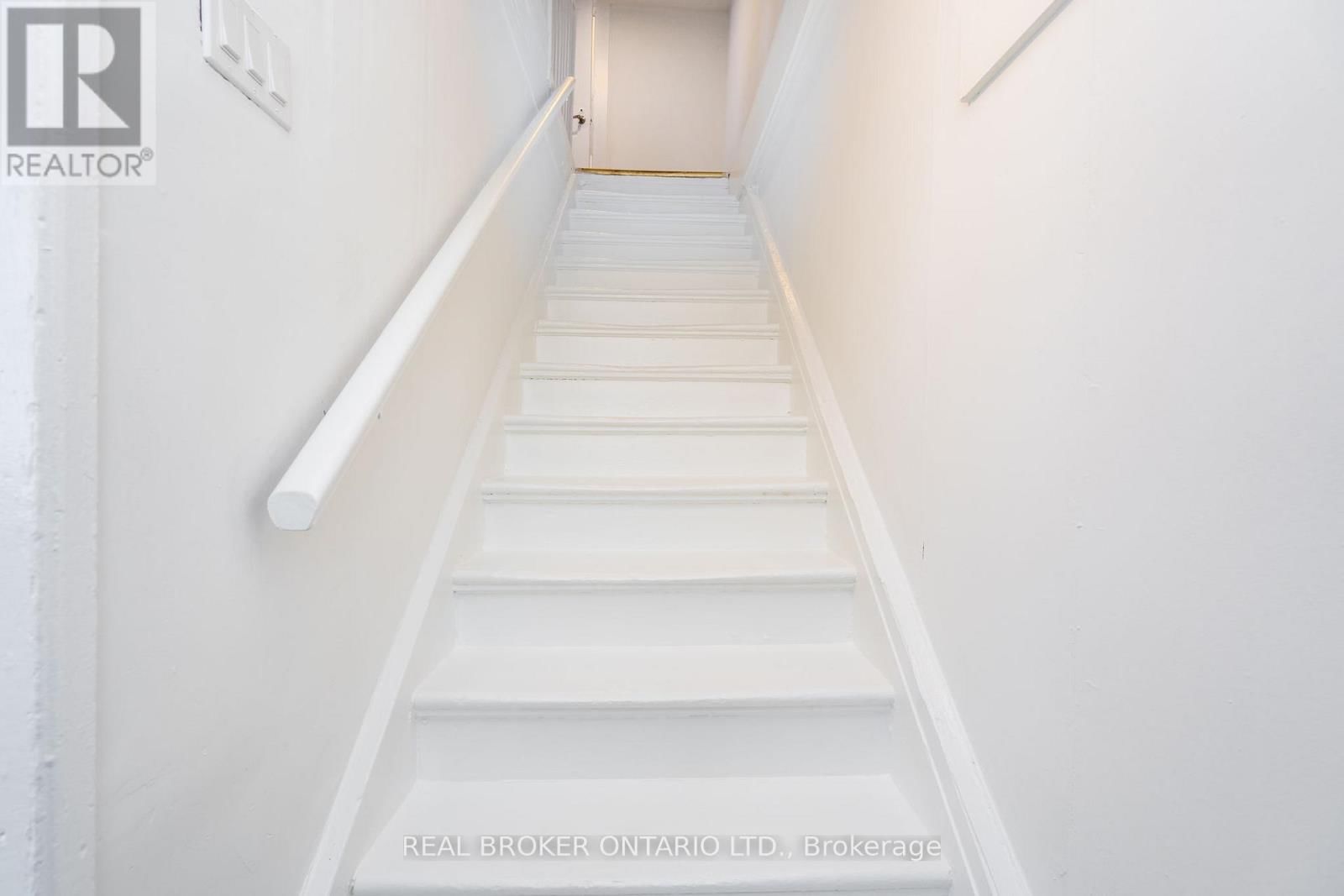 38 BRUCE STREET Image 11