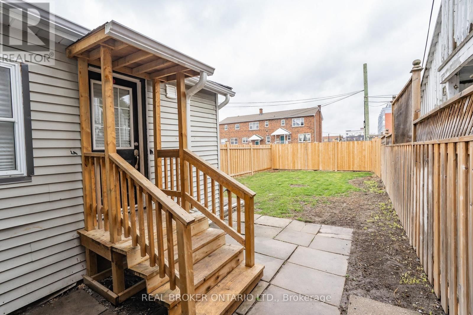 38 BRUCE STREET Image 37