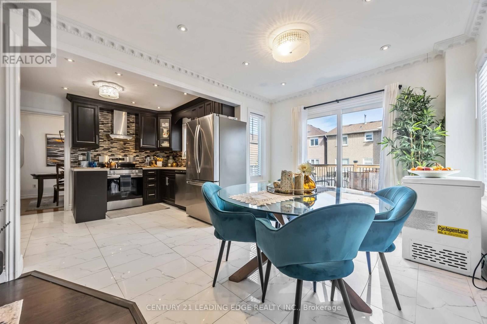 58 GROVER DRIVE Image 16