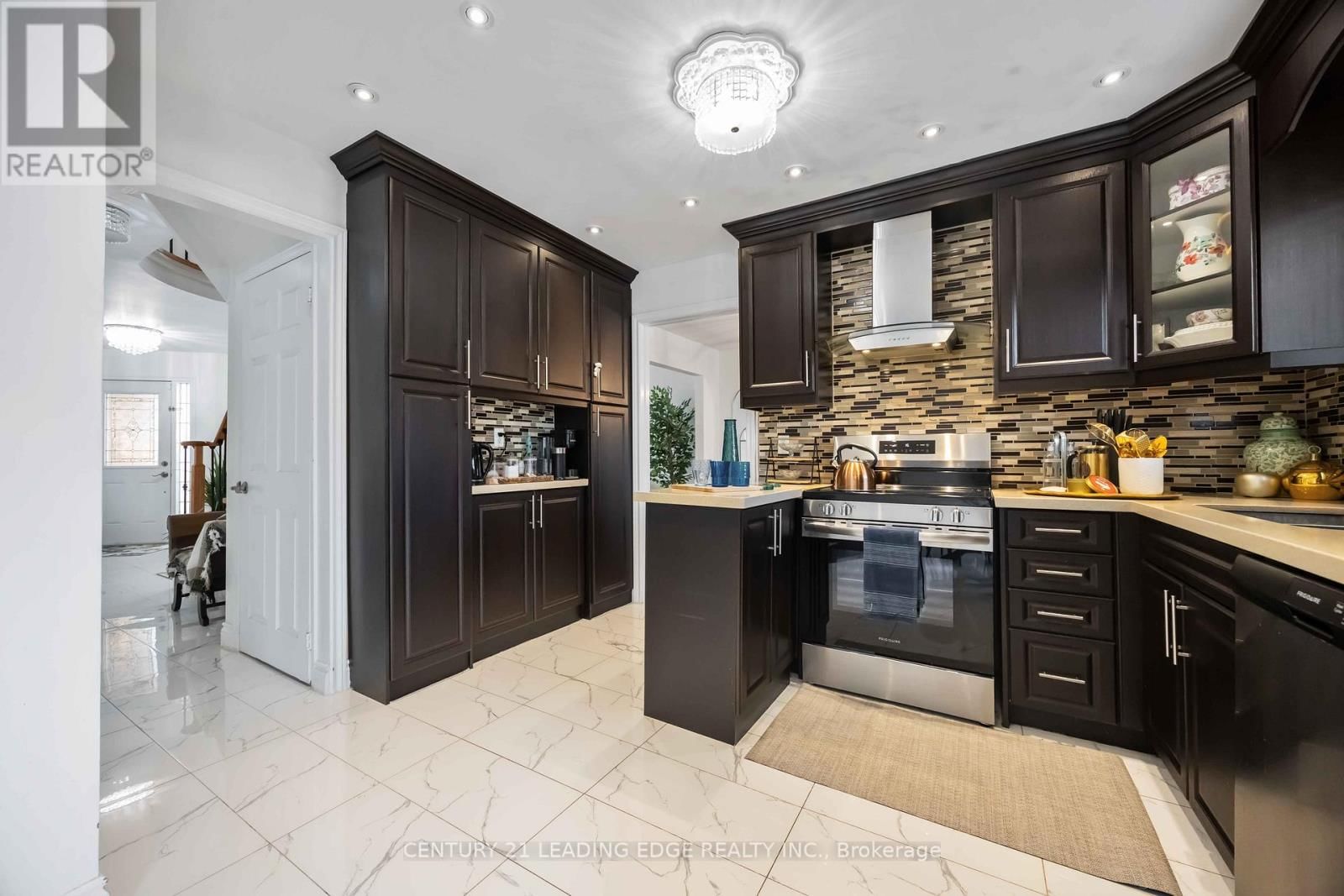 58 GROVER DRIVE Image 18