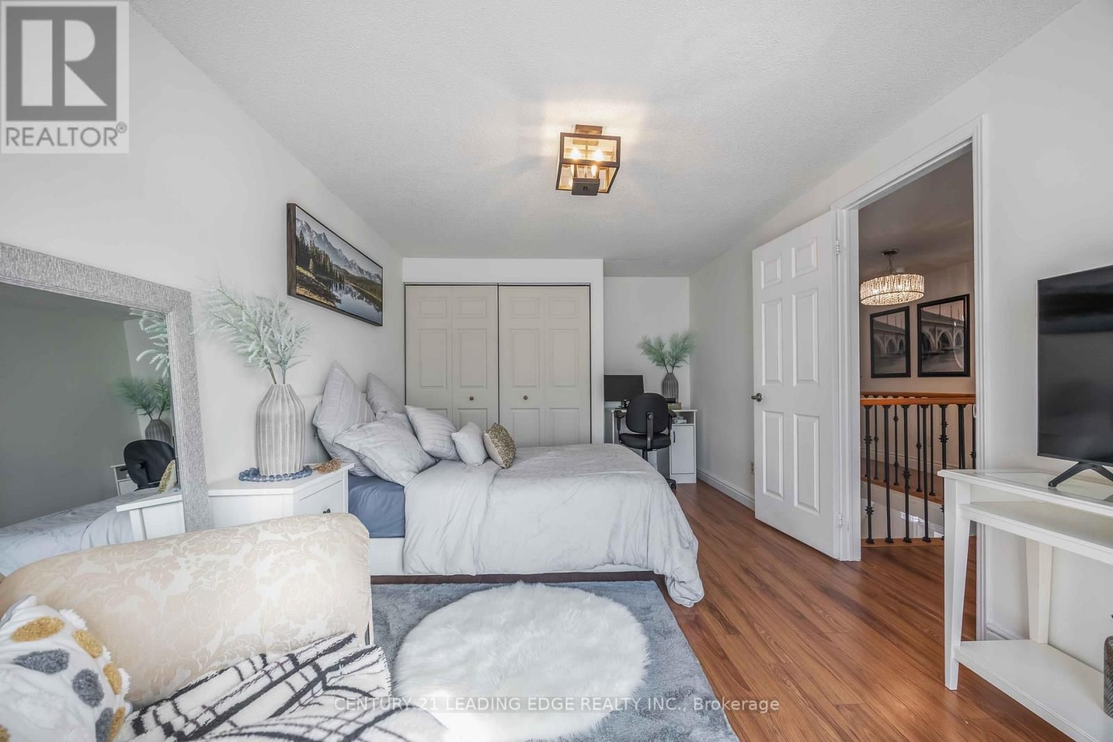 58 GROVER DRIVE Image 35